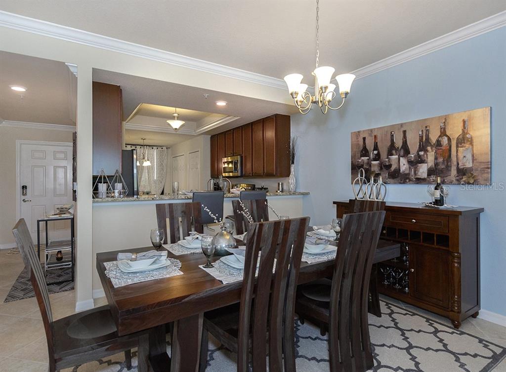 5528 Palmer Circle, Unit 105 Lakewood Ranch, FL 34211 - Photo 14 of 60