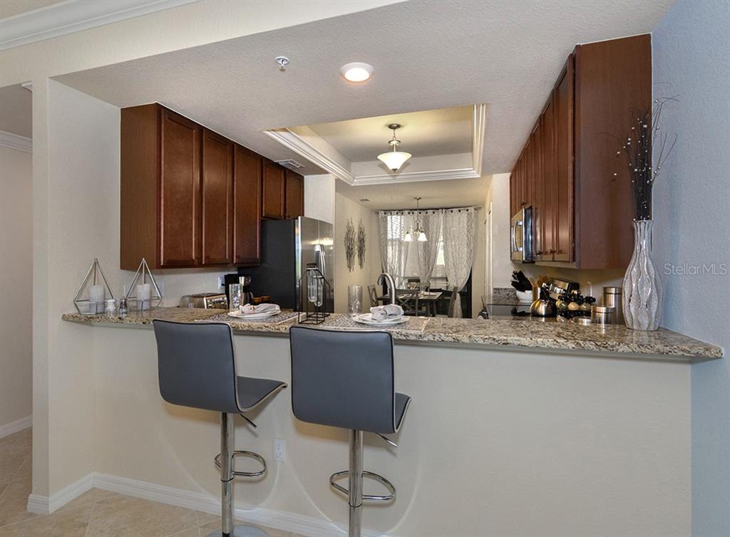 5528 Palmer Circle, Unit 105 Lakewood Ranch, FL 34211 - Photo 16 of 60