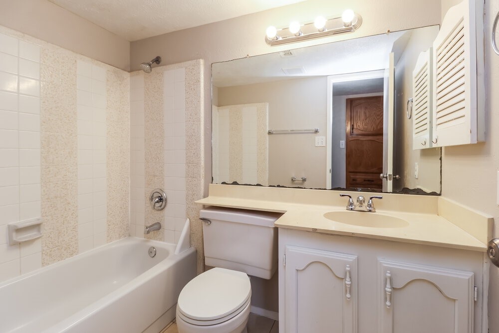 22730 Hawkwood Drive Spring, TX 77373 - Photo 15 of 16