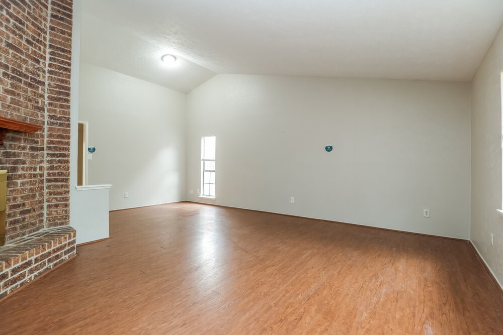 22730 Hawkwood Drive Spring, TX 77373 - Photo 3 of 16