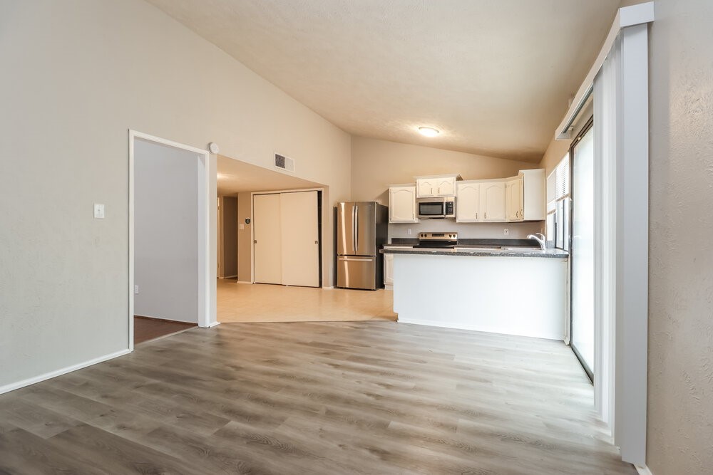 22730 Hawkwood Drive Spring, TX 77373 - Photo 7 of 16