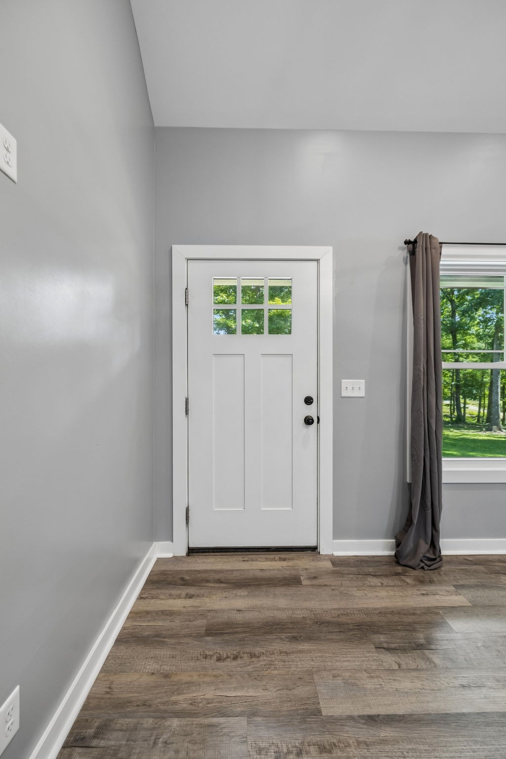 567 Mcelhiney Road Dickson, TN 37055 - Photo 5 of 50