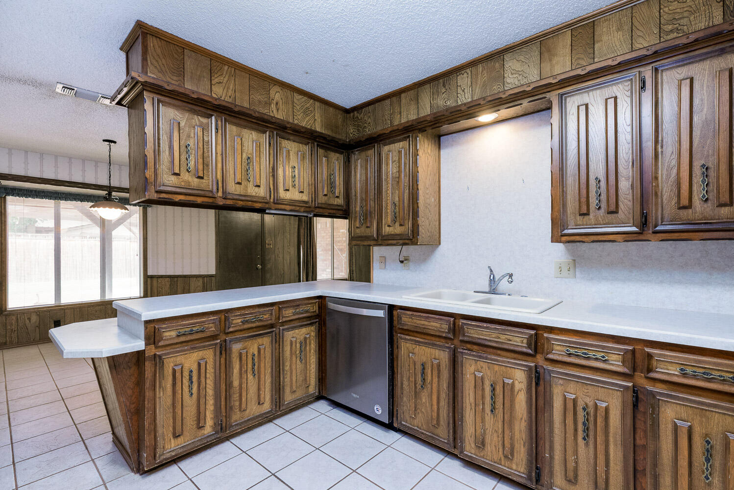 5520 76th Street Lubbock, TX 79424 - Photo 16 of 52 Kitchen