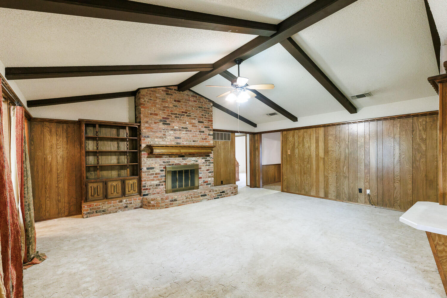 5520 76th Street Lubbock, TX 79424 - Photo 3 of 52 Living Area