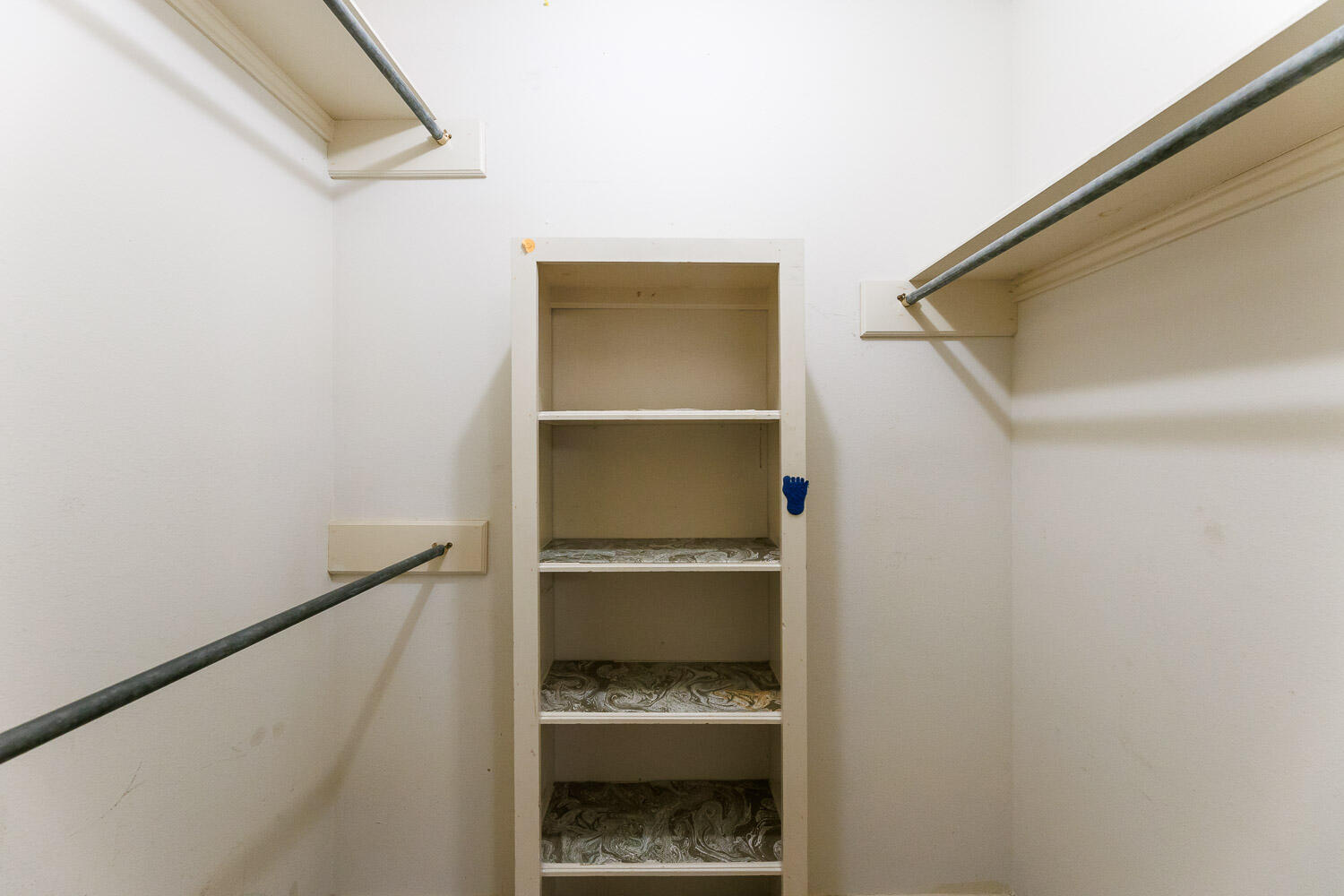 5520 76th Street Lubbock, TX 79424 - Photo 38 of 52 Second Bedroom Closet