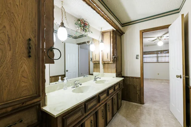 $299,900 | 5520 76th Street, Lubbock, TX 79424