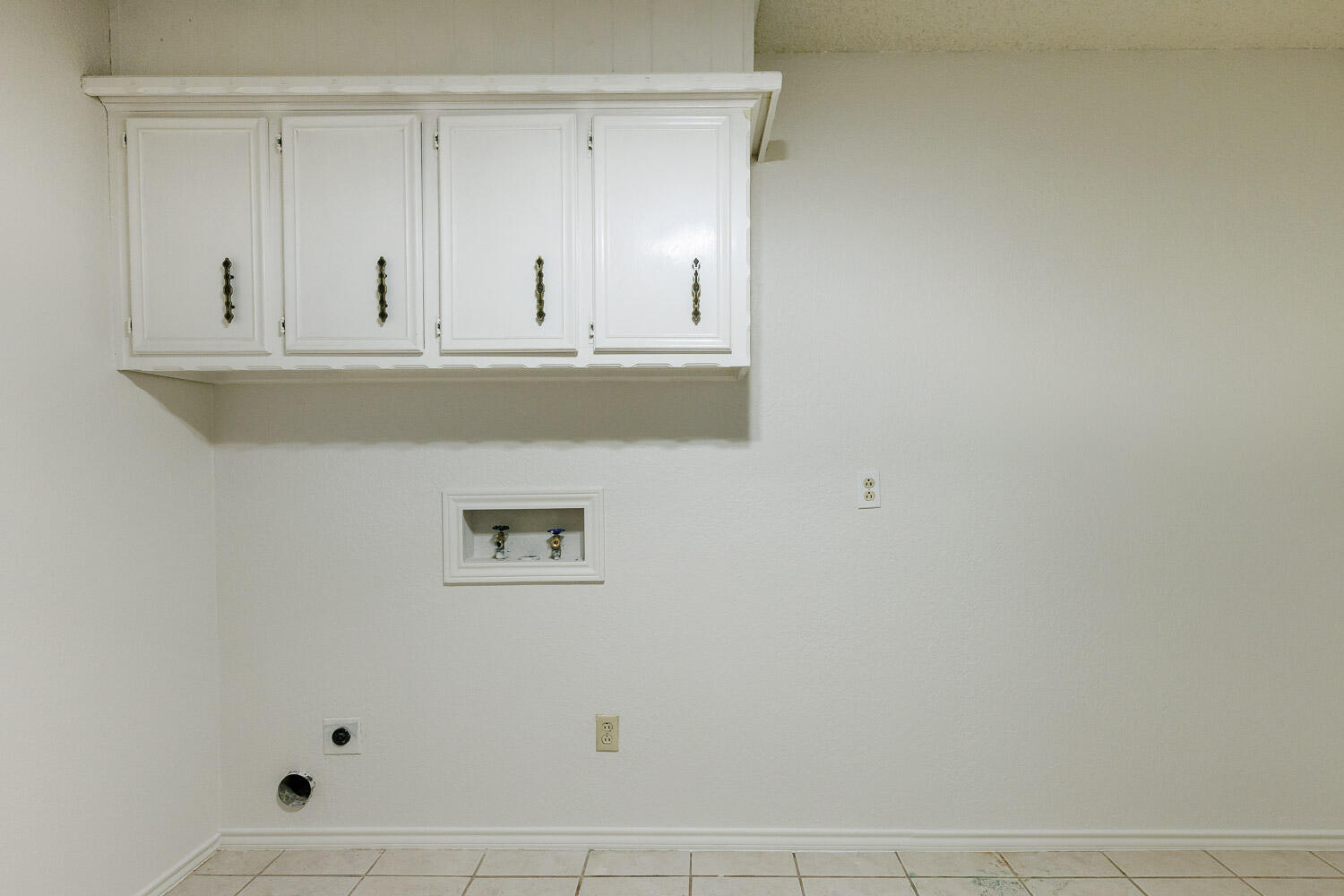 5520 76th Street Lubbock, TX 79424 - Photo 47 of 52 Utility Room