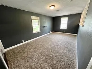 a view of empty room with window