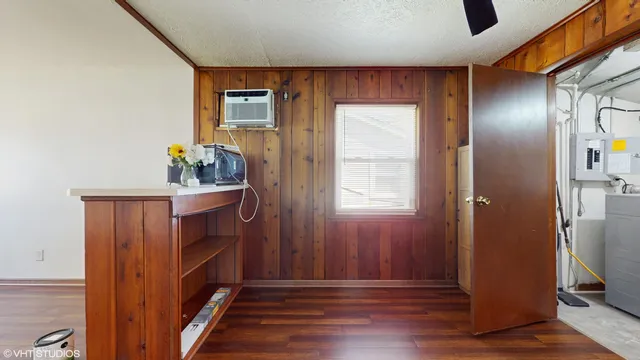 $1,800 | 7969 Belmont Avenue, Hammond, IN 46324