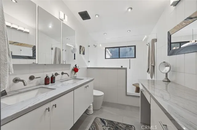 $1,195,000 | 40730 Calle Bandido, Murrieta, CA 92562