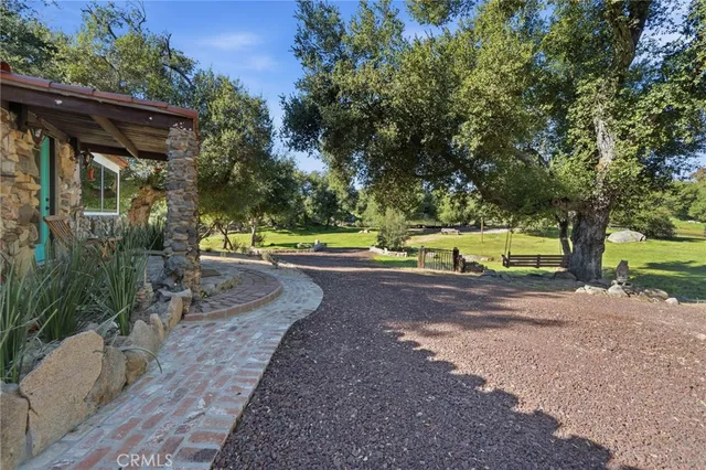 $1,195,000 | 40730 Calle Bandido, Murrieta, CA 92562