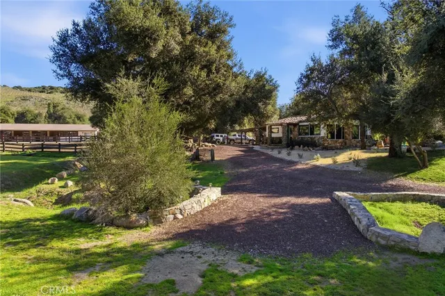 $1,195,000 | 40730 Calle Bandido, Murrieta, CA 92562