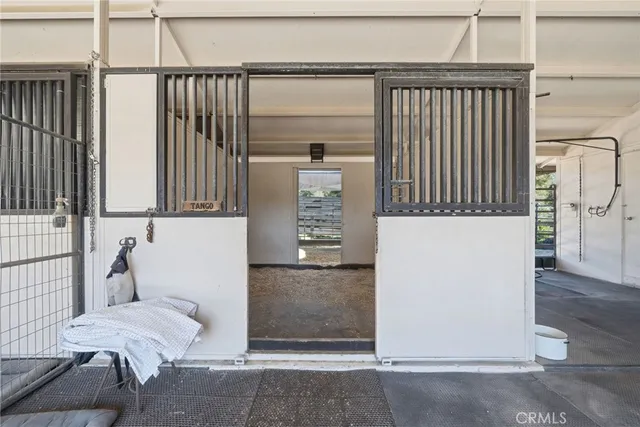 $1,195,000 | 40730 Calle Bandido, Murrieta, CA 92562