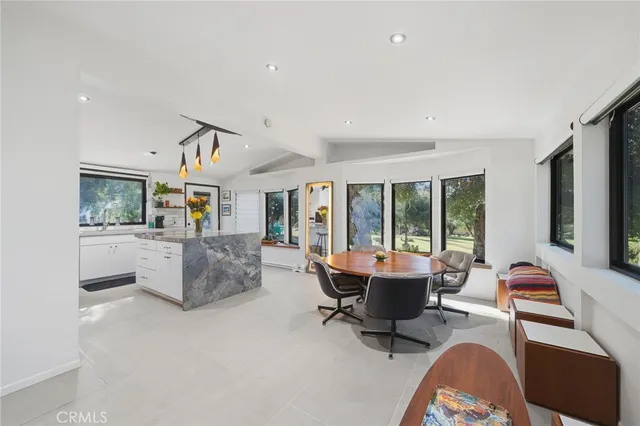 $1,195,000 | 40730 Calle Bandido, Murrieta, CA 92562