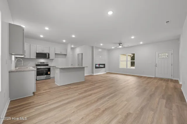 $326,900 | 2624 Fountaintown Road, Chinquapin, NC 28521