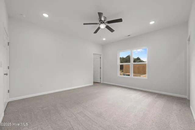 $326,900 | 2624 Fountaintown Road, Chinquapin, NC 28521