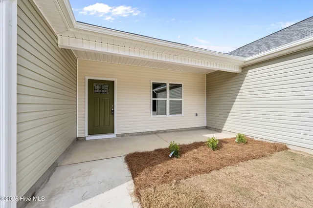 $326,900 | 2624 Fountaintown Road, Chinquapin, NC 28521