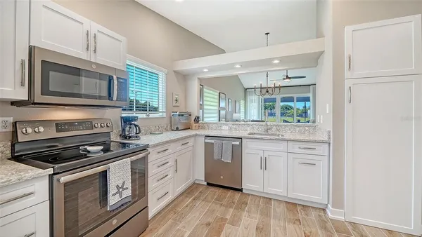 $2,600 | 7510 Preserves Court, Sarasota, FL 34243