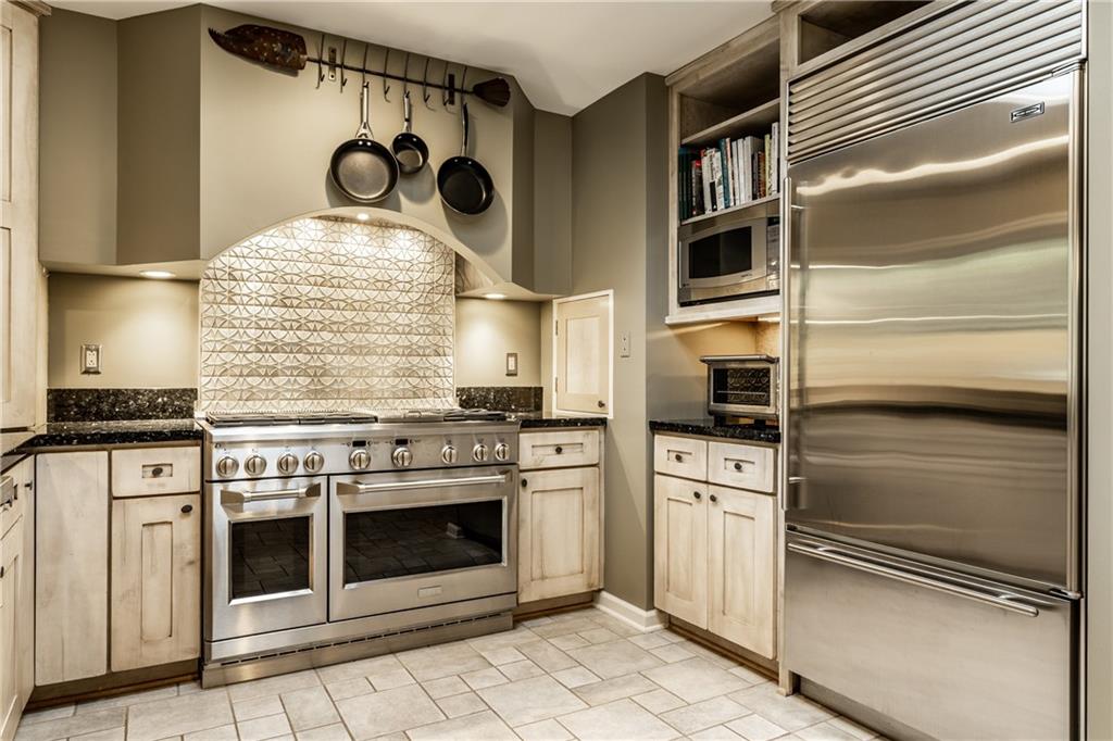 7580 Sargent Road Indianapolis, IN 46256 - Photo 17 of 56 Gallery Image 17