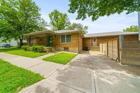 $395,000 | 514 Forest Avenue, Kansas City, MO 64106