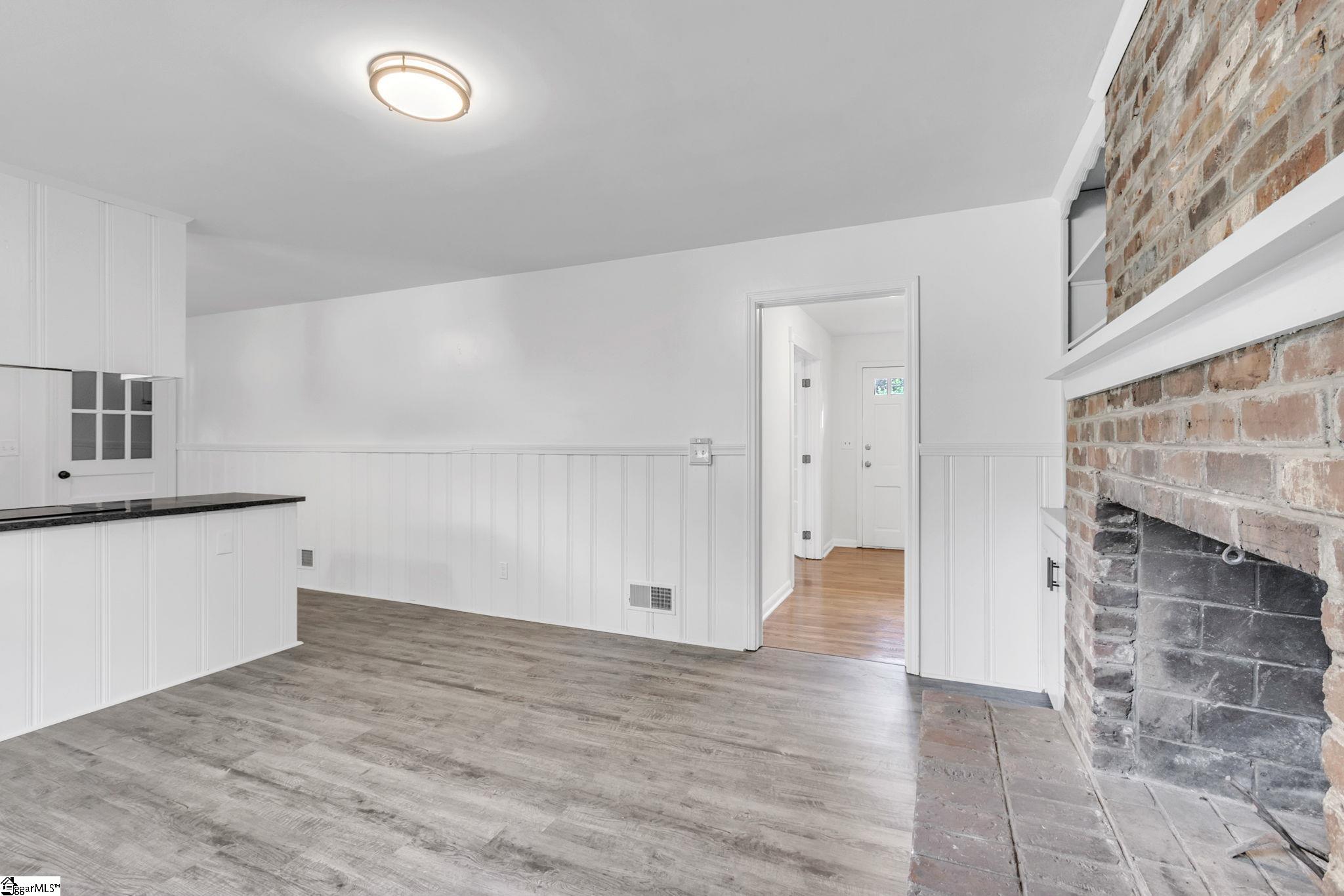 990 Textile Road Spartanburg, SC 29301 - Photo 10 of 32 Gallery Image 10