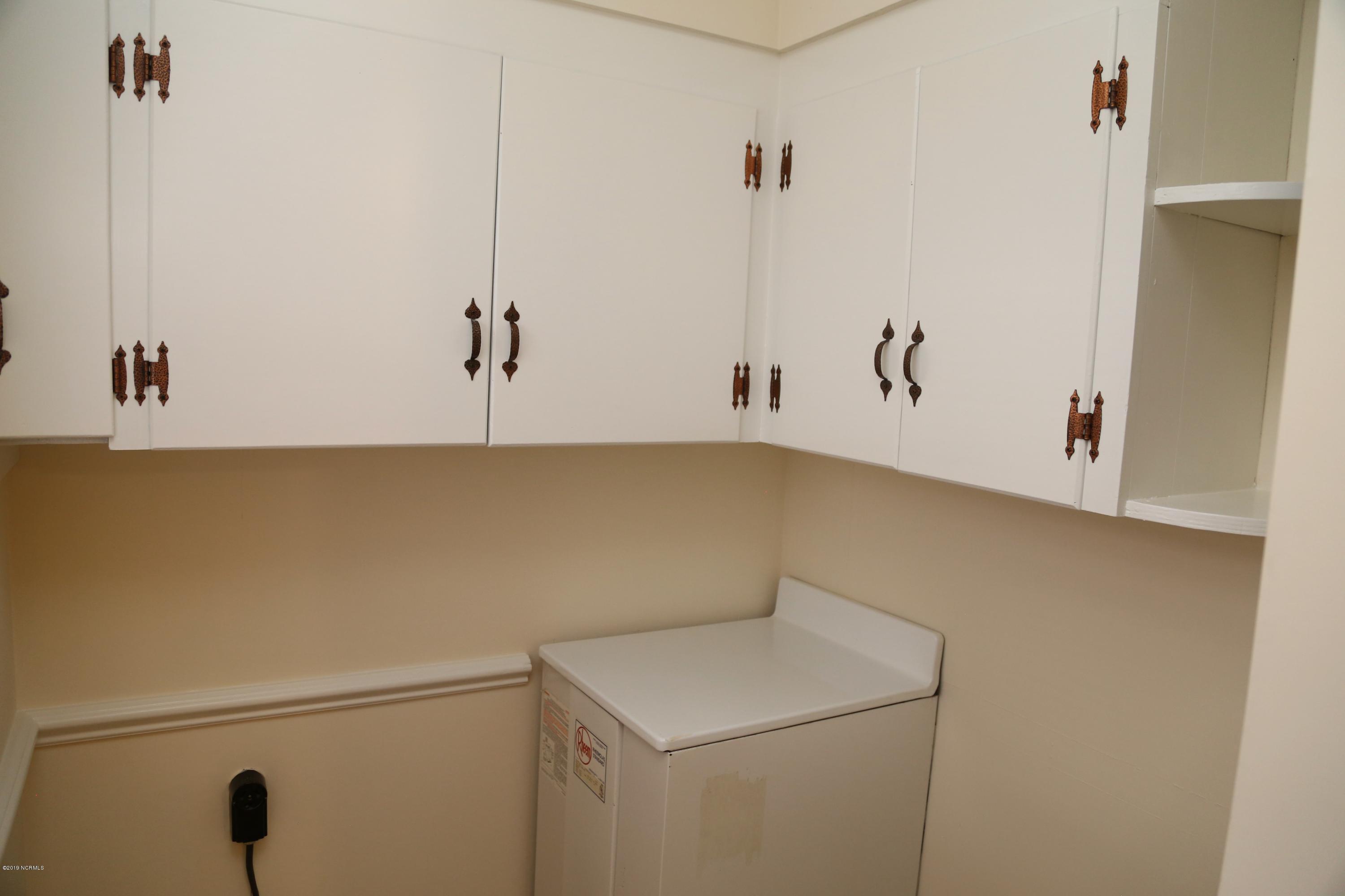 605 Raleigh Road Clinton, NC 28328 - Photo 11 of 29 IMG_8002