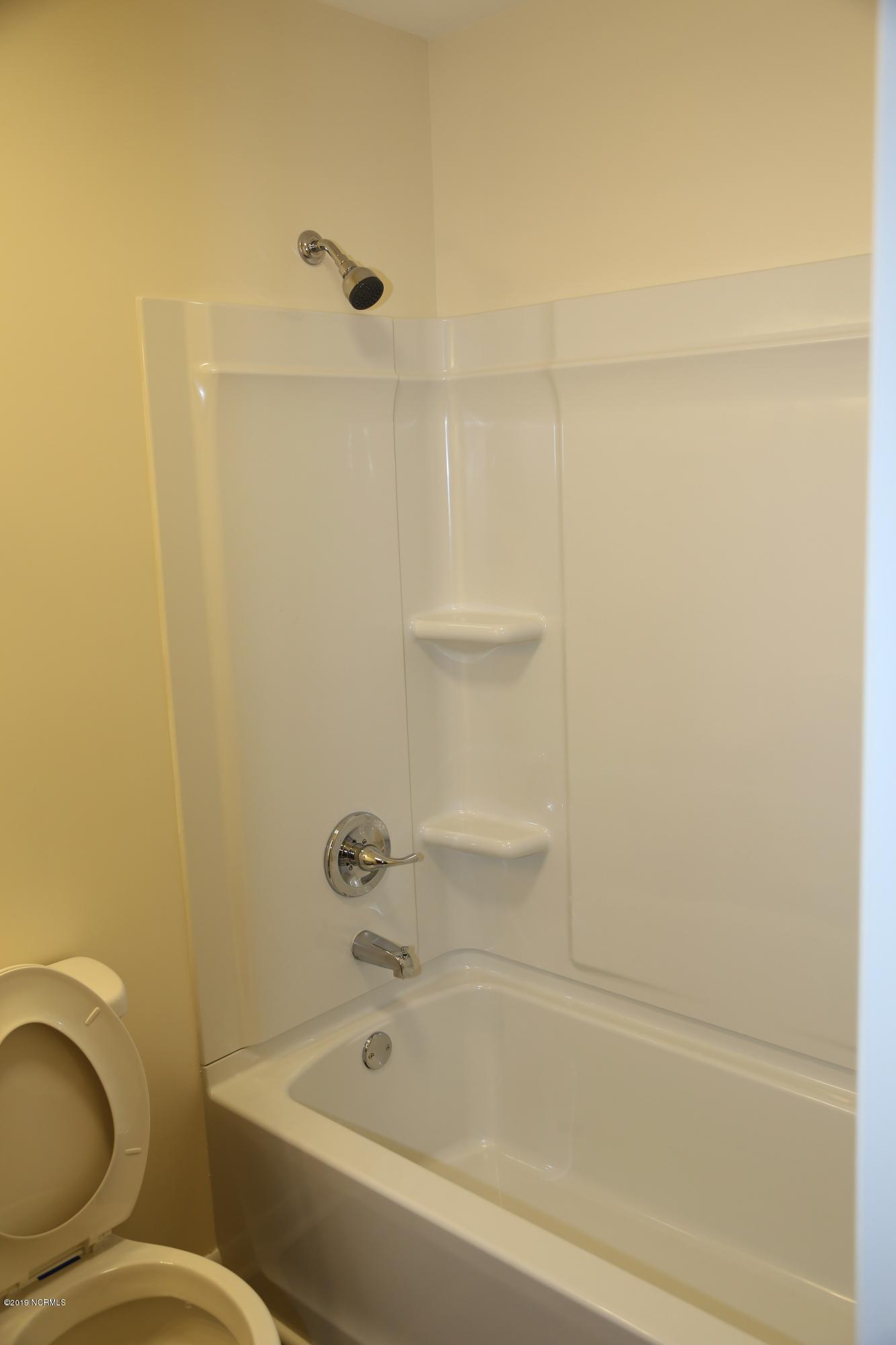 605 Raleigh Road Clinton, NC 28328 - Photo 21 of 29 IMG_8014