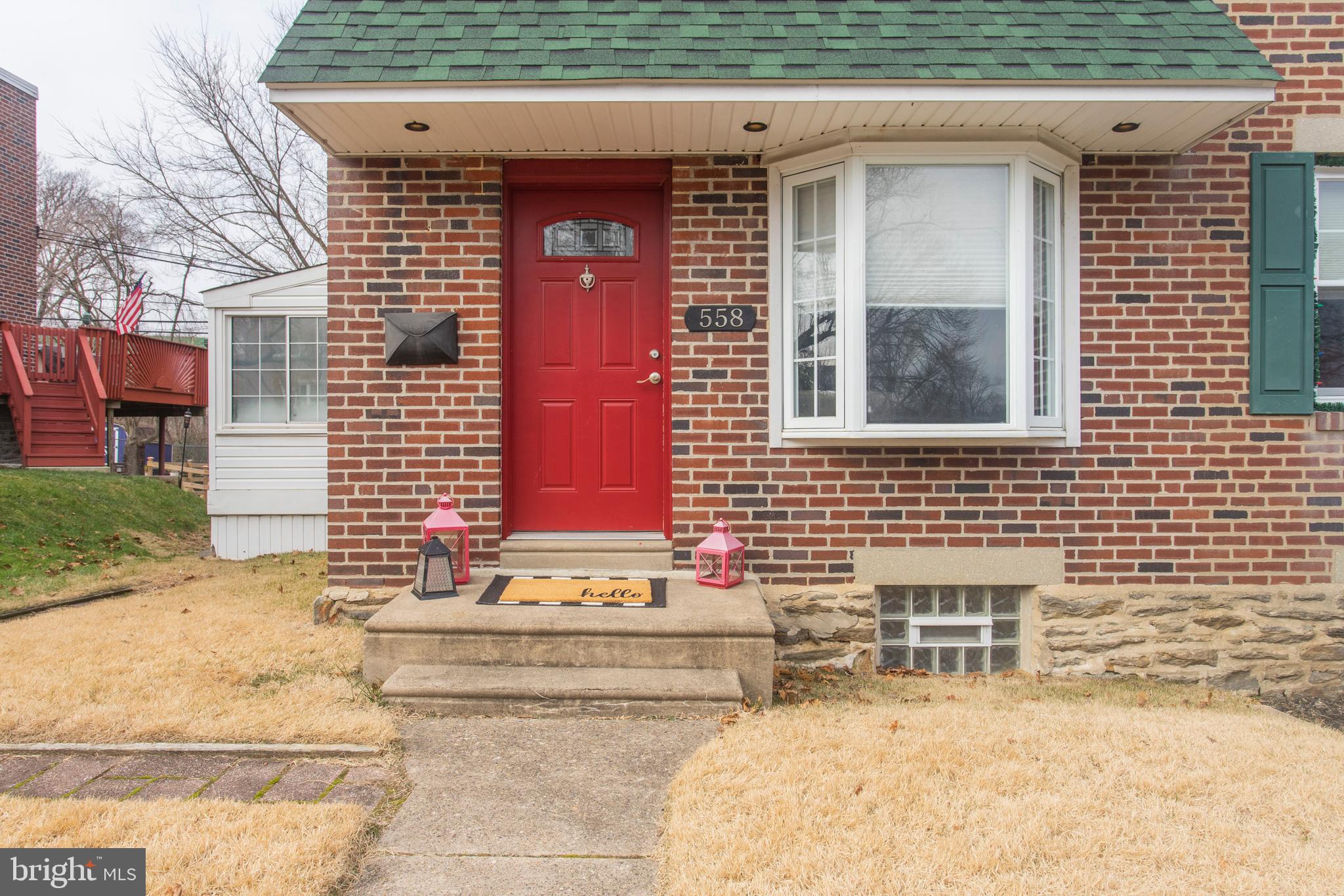 558 Overlook Road Philadelphia, PA 19128 - Photo 2 of 39