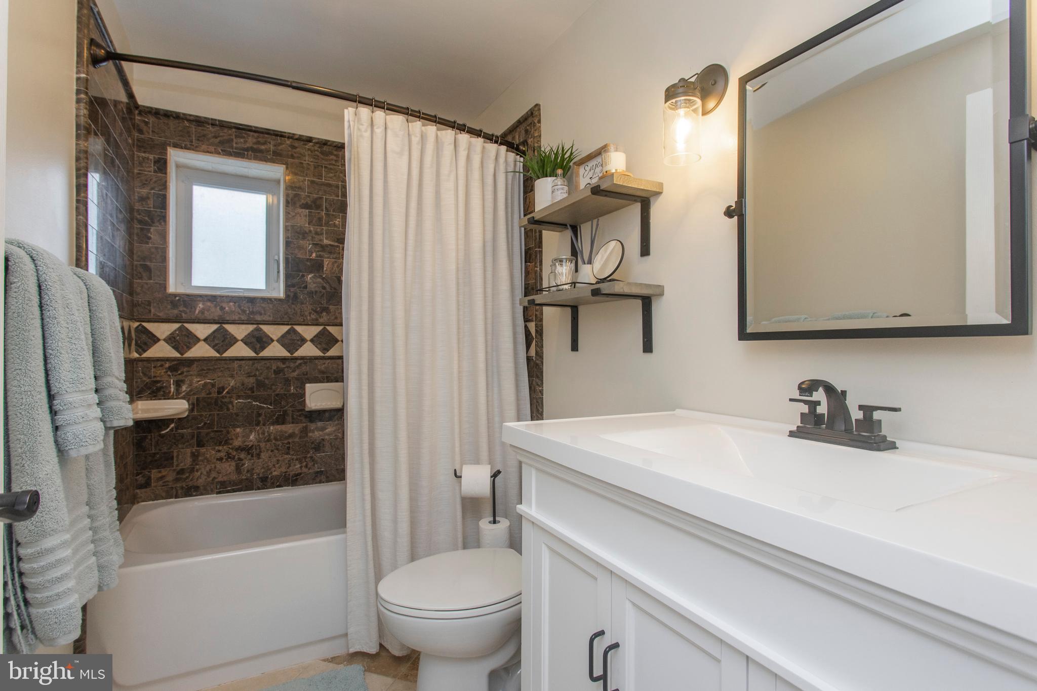 558 Overlook Road Philadelphia, PA 19128 - Photo 27 of 39