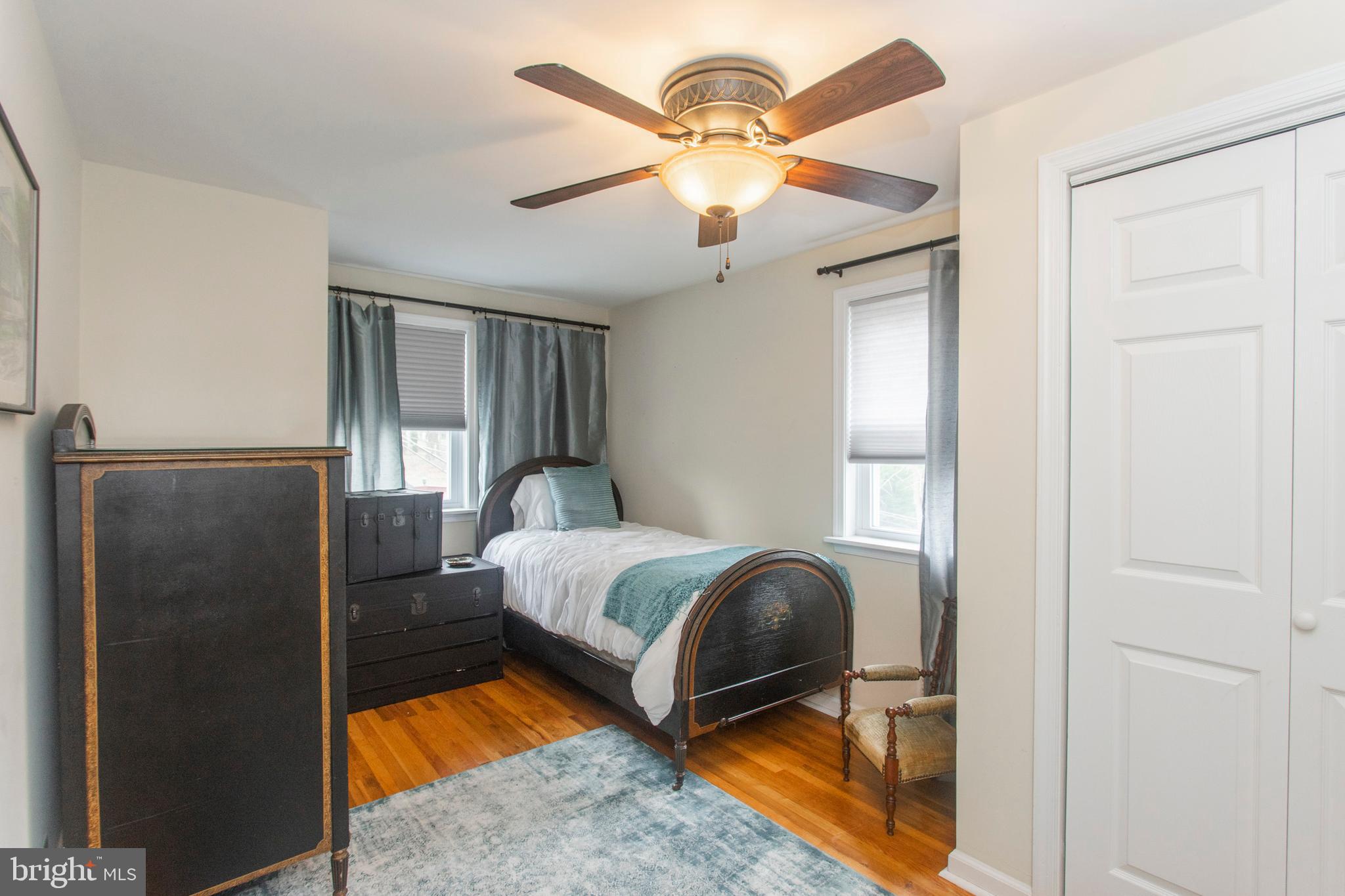 558 Overlook Road Philadelphia, PA 19128 - Photo 30 of 39 Bedroom 3