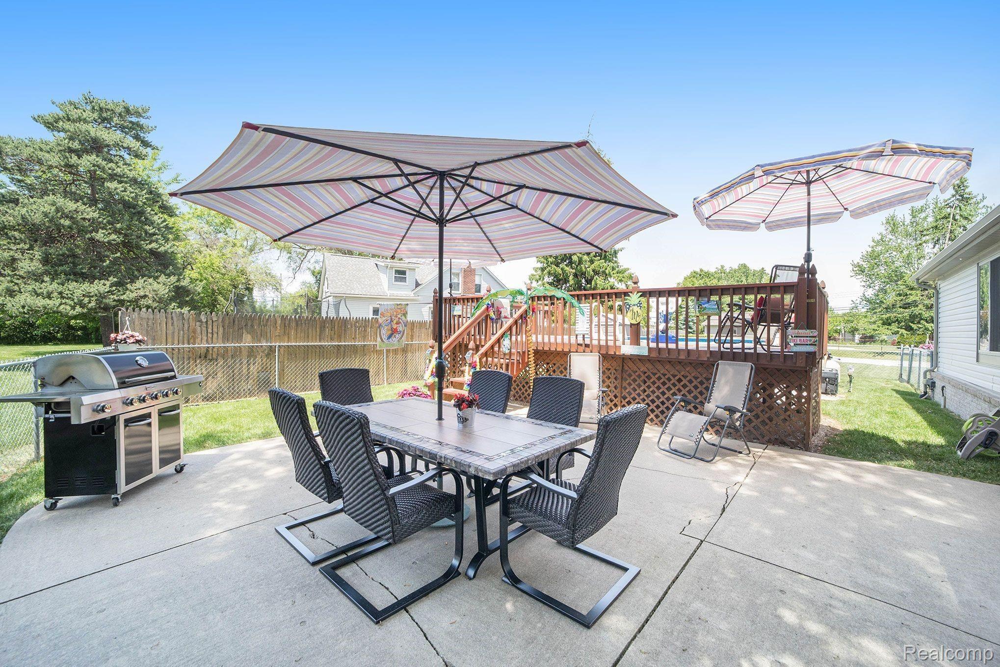 49031 Fuller Road New Baltimore, MI 48051 - Photo 23 of 26 PATIO.jpeg