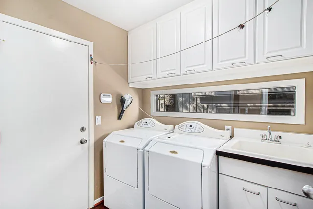 $575,000 | 4826 Cliffside Drive, Unit 18, West Bloomfield, MI 48323