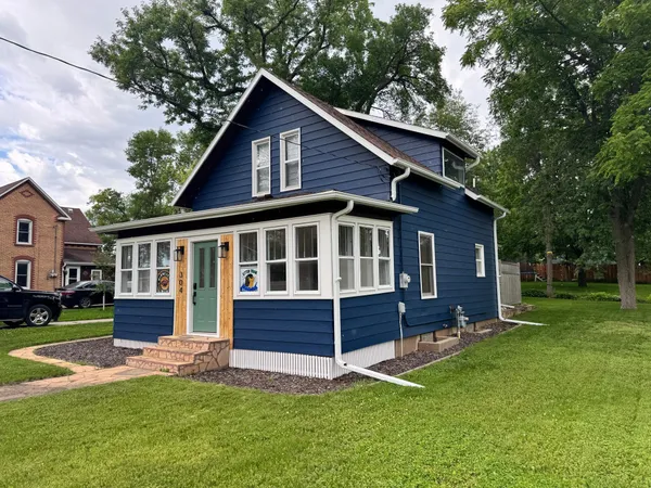 $222,500 | 304 Bowman Street West, Battle Lake, MN 56515