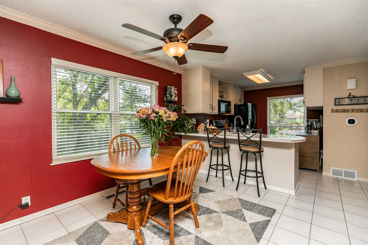 327 Boyson Road Northeast Cedar Rapids, IA 52402 - Photo 7 of 31 Gallery Image 7