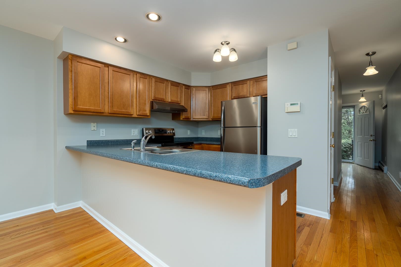 1465 Hooksett Road, Unit 1001 Hooksett, NH 03106 - Photo 4 of 34