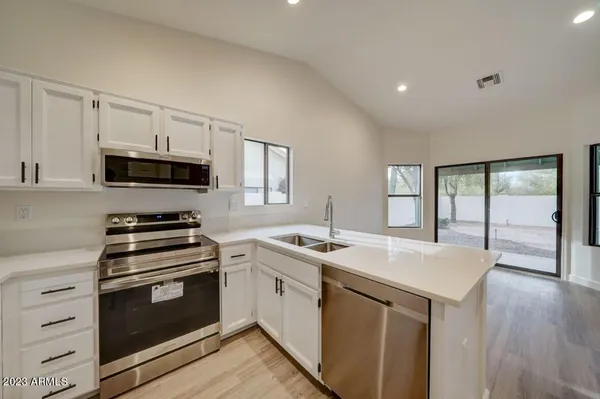 $3,050 | 11574 North 109th Street, Scottsdale, AZ 85259