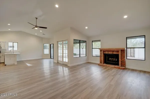 $3,050 | 11574 North 109th Street, Scottsdale, AZ 85259