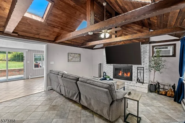 $700,000 | 12 Kingston Road, Wayne, NJ 07470