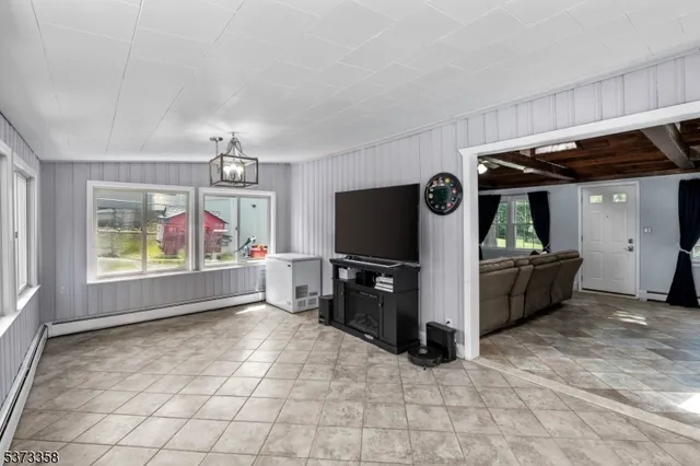 $700,000 | 12 Kingston Road, Wayne, NJ 07470