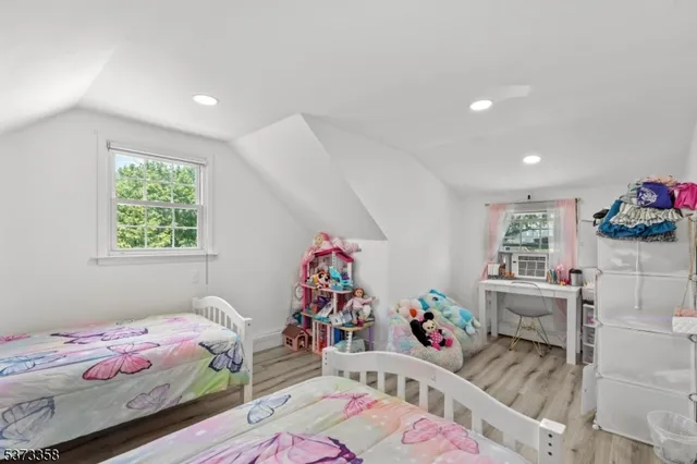 $700,000 | 12 Kingston Road, Wayne, NJ 07470