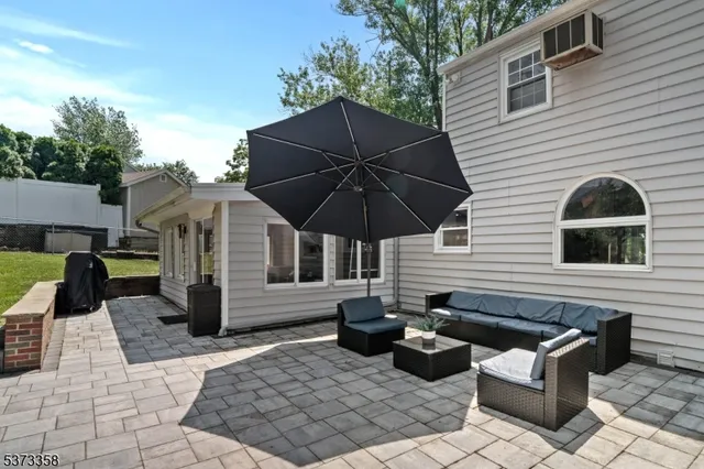 $700,000 | 12 Kingston Road, Wayne, NJ 07470