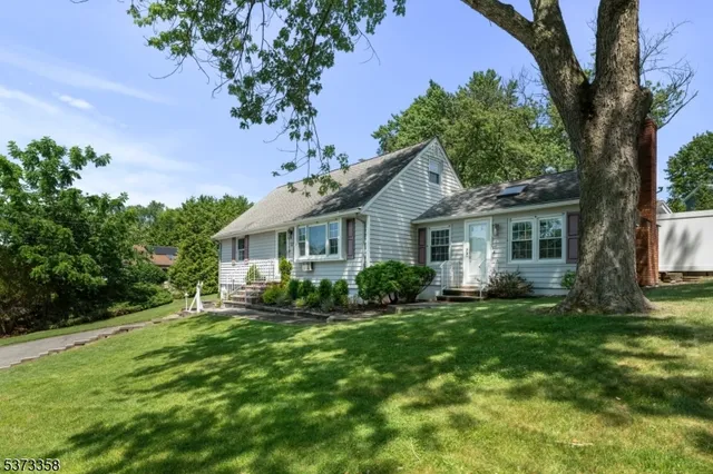 $700,000 | 12 Kingston Road, Wayne, NJ 07470