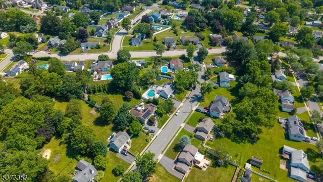 $700,000 | 12 Kingston Road, Wayne, NJ 07470