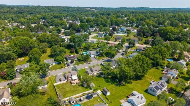 $700,000 | 12 Kingston Road, Wayne, NJ 07470