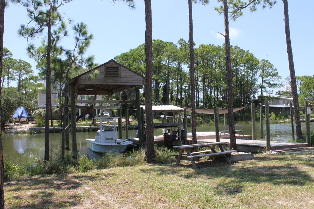 367 Cook Street Eastpoint, FL 32328 - Photo 4 of 9