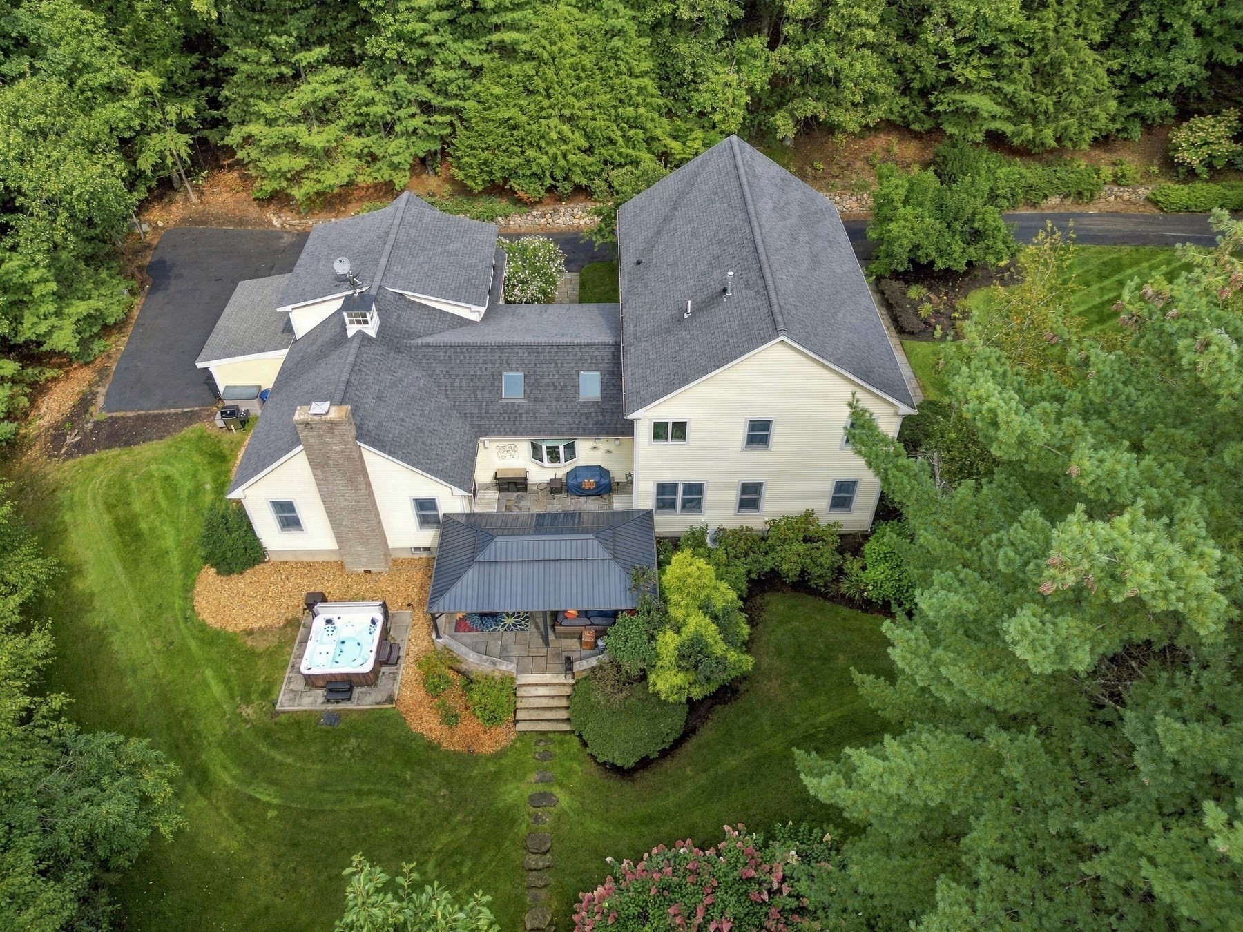 17 Rock Brook Way Boxford, MA 01921 - Photo 4 of 41 Gallery Image 4