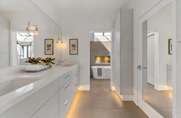 $1,585,000 | 6033 Shelter Bay Avenue, Mill Valley, CA 94941