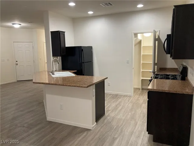 $2,150 | 9512 Knopfler Lane, Las Vegas, NV 89148