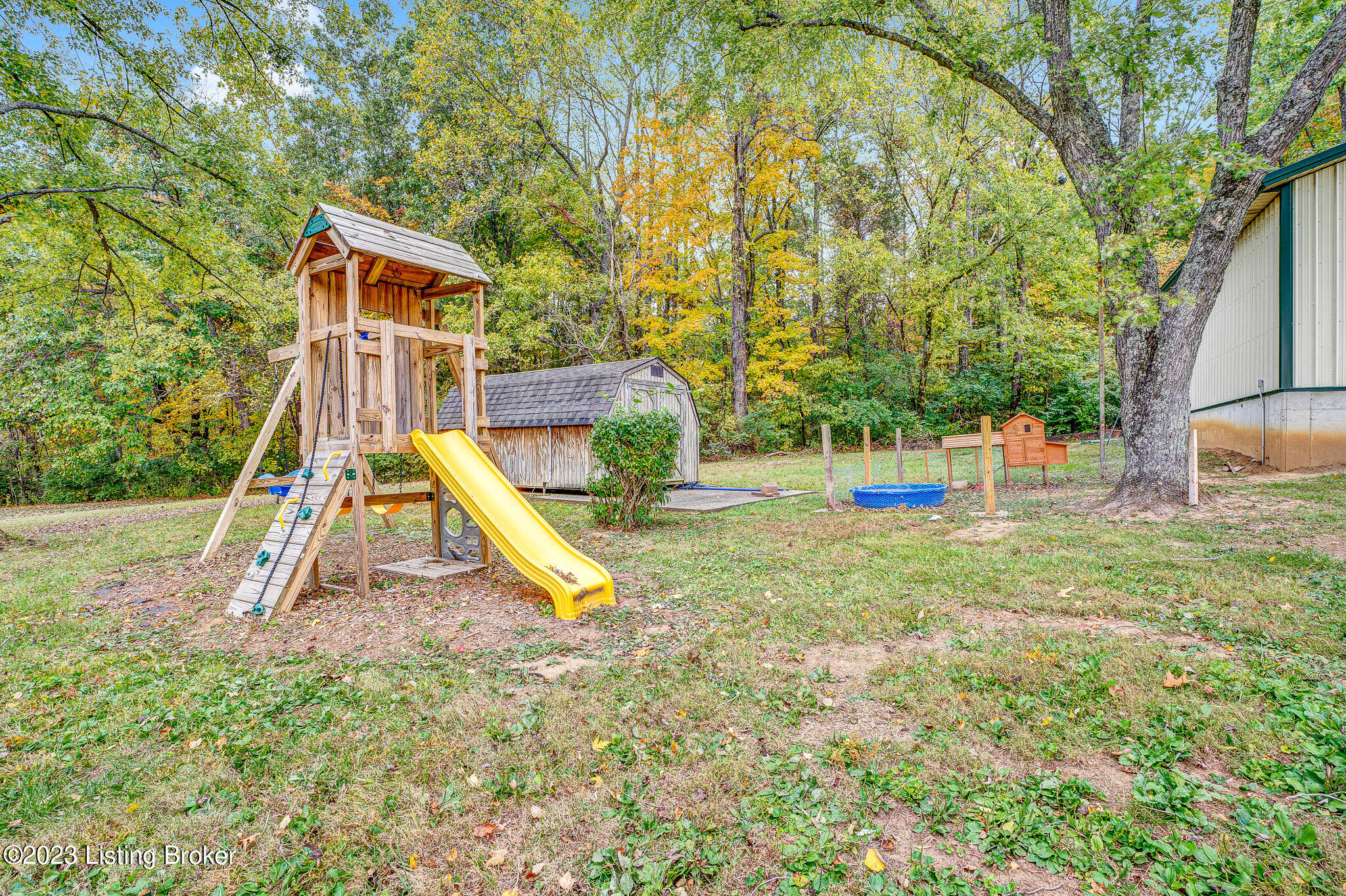 390 Risen Road Louisville, KY 40229 - Photo 60 of 61 DSC09382