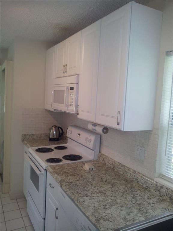 6584 Via Regina Boca Raton, FL 33433 - Photo 8 of 19 Photo 8